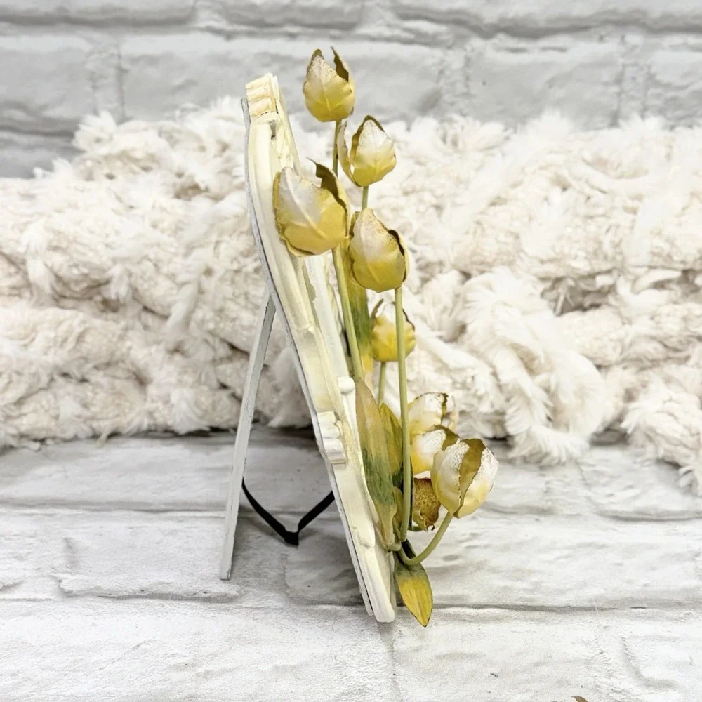 Vtg 3D Ceramic Resin & Metal Tulip Garden Themed Picture Frame Yellow Floral 4x6